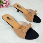 Croc- Pointed Bow Heel - Image 3