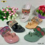 Floral Braided Toe-Ring Slipper