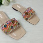 🌸 Embroidered Floral Slides - Image 2