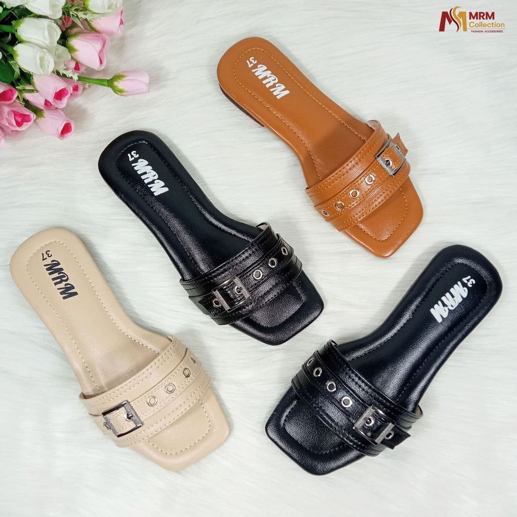 2026/10/1000104221.jpg Buckle Strap Square-Toe Sandals - Image 1